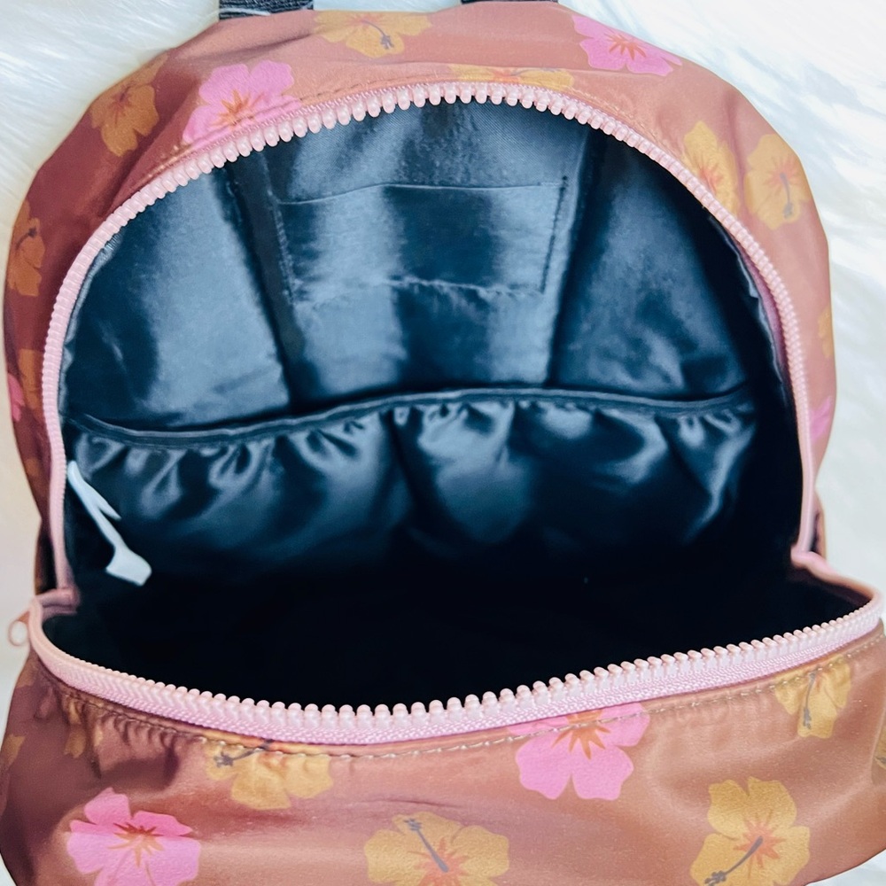 Disney Stitch Backpack - Picture 3 of 4